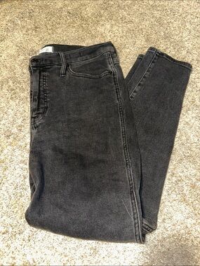 Madewell Black Wash high rise Skinny Jeans